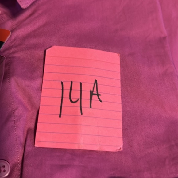 Banana Republic Ladies' Button Front Shirt Medium - Picture 8 of 8